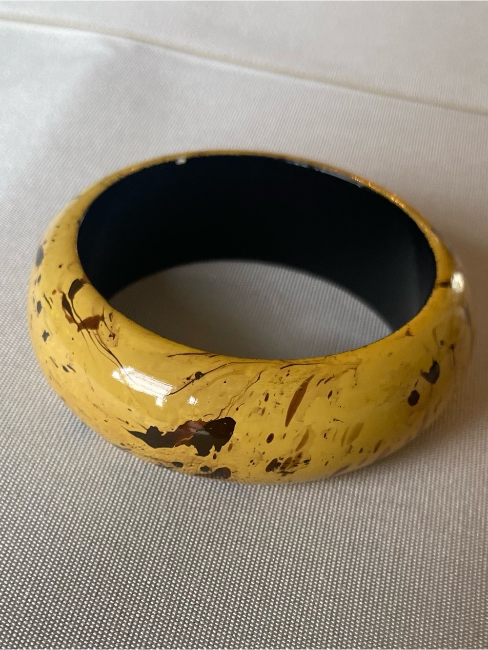 Yellow Marbled Resin Bangle Bracelet - Women's Accessory